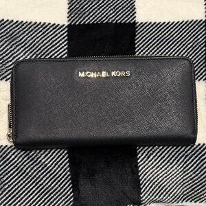 Michael Kors Black Continental Zip Wallet